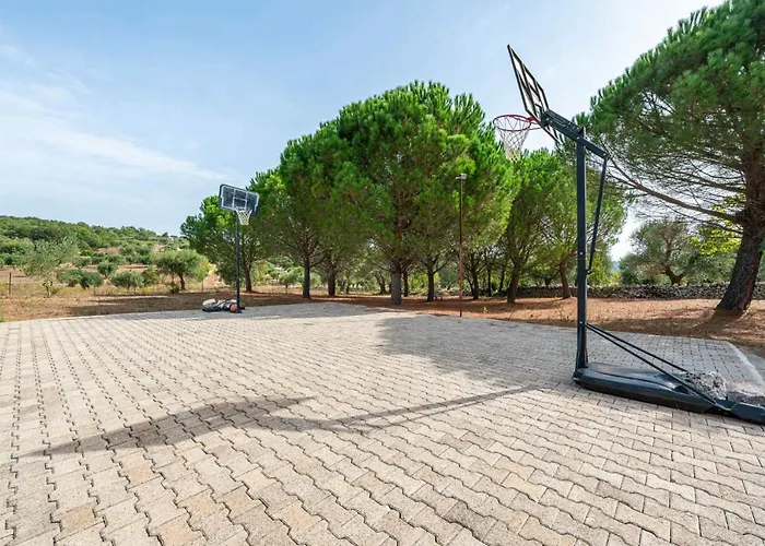 Trullo Jean By Rentbeat